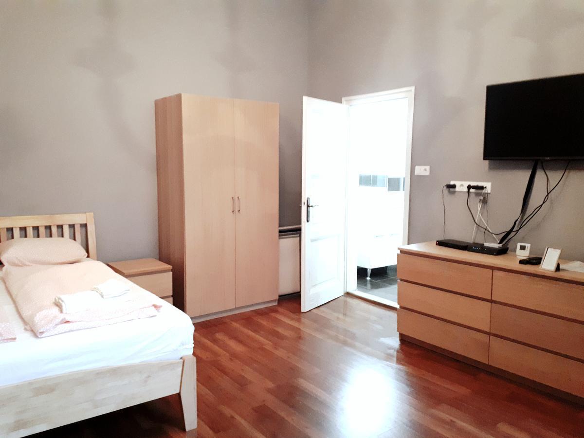 Market Square Apartment Budapest Bagian luar foto